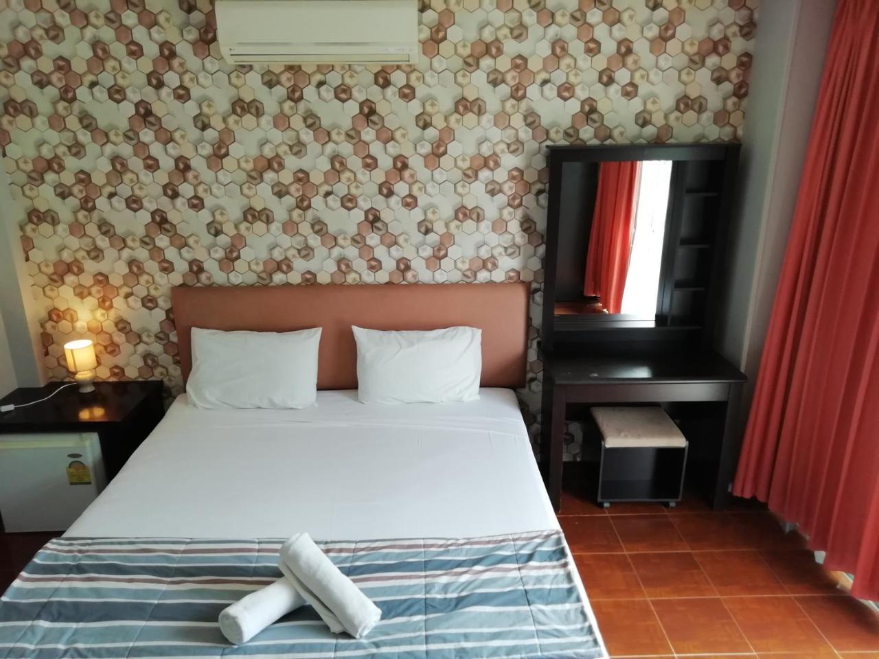 Fnb Hotel Central Паттайя Экстерьер фото